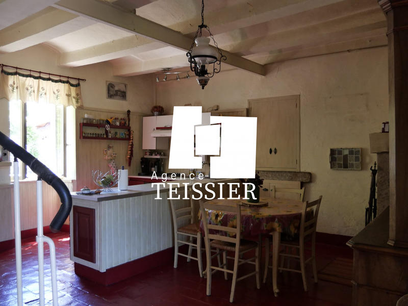 Maison - 120 m² - 4 pièces