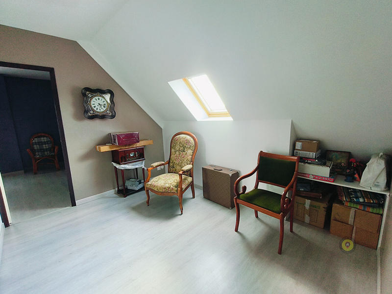 Maison - 110 m² - 5 pièces