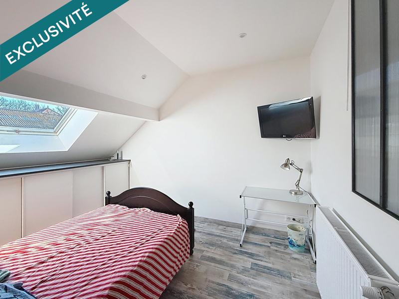 Maison - 440 m² - 10 pièces