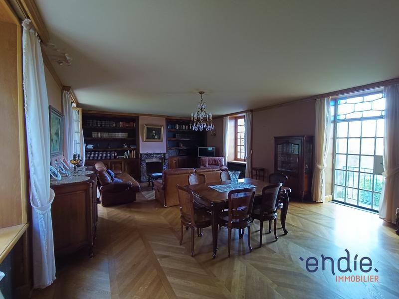 Propriété - 149 m² - 4 pièces