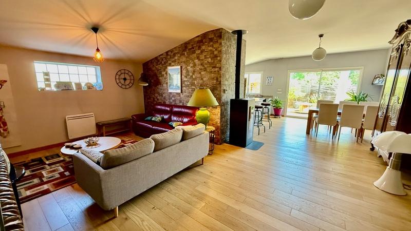 Maison - 190 m² - 7 pièces