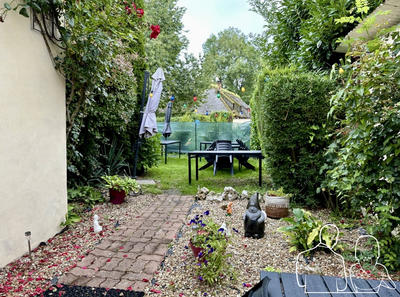 Local commercial - 200 m² - 4 pièces