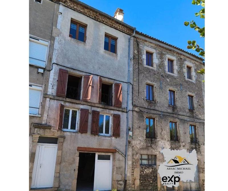 Maison traditionnelle - 110 m² - 5 pièces