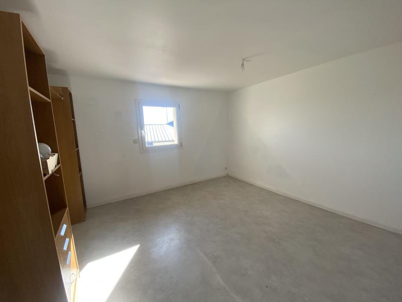 Maison ancienne - 350 m² - 13 pièces