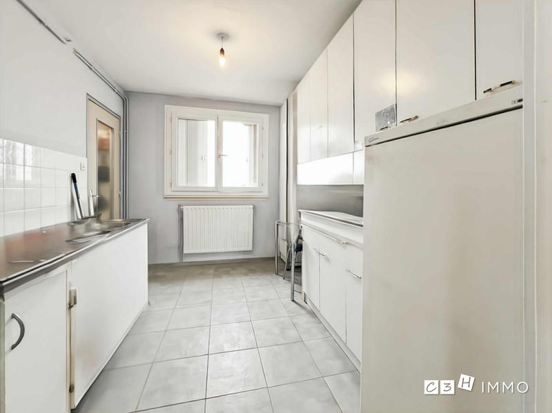 Appartement - 94 m² - 4 pièces