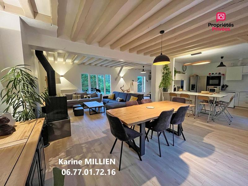 Maison - 182 m² - 7 pièces