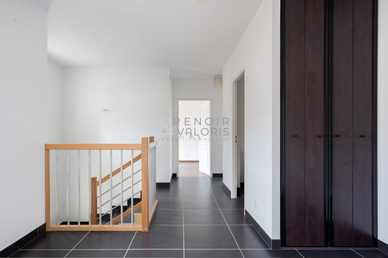 Maison - 147 m² - 6 pièces