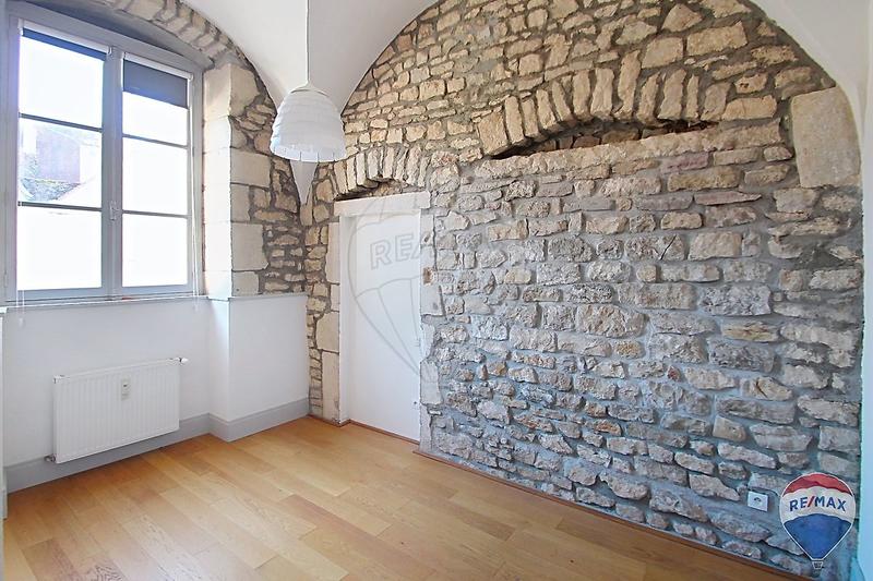 Appartement - 63 m² - 2 pièces