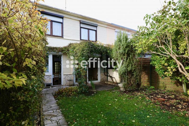 Maison - 80 m² - 4 pièces