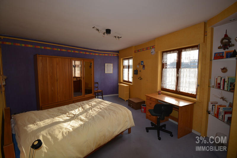 Maison - 260 m² - 7 pièces