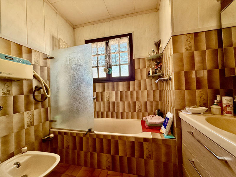 Maison - 156 m² - 8 pièces