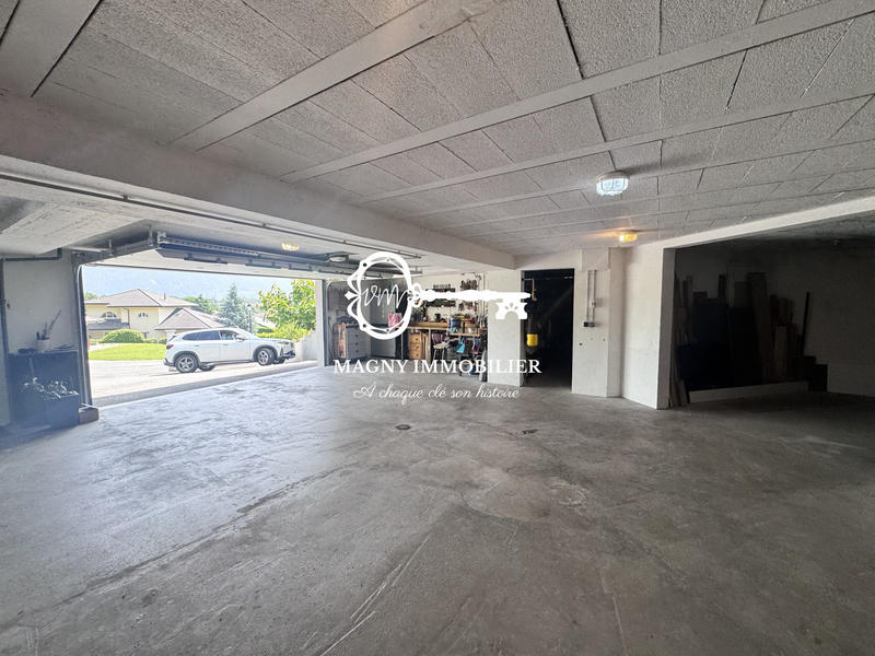 Villa - 185 m² - 6 pièces