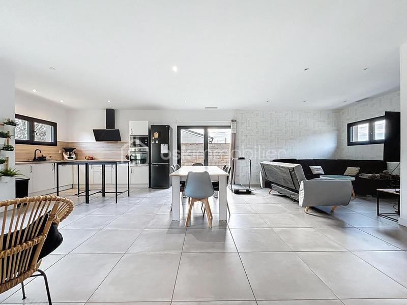 Maison - 115 m² - 5 pièces