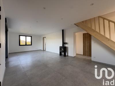 Maison - 104 m² - 3 pièces