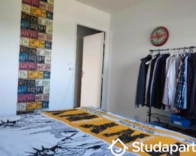 Chambre - 11 m² - 1 pièce