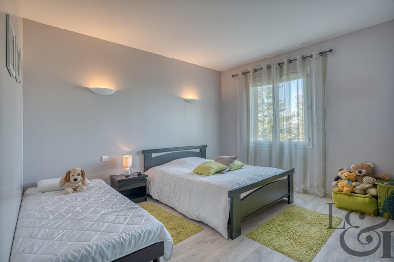 Maison - 174 m² - 6 pièces