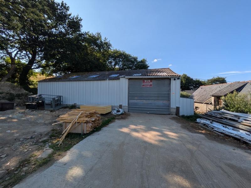 Corps de ferme - 243 m² - 6 pièces