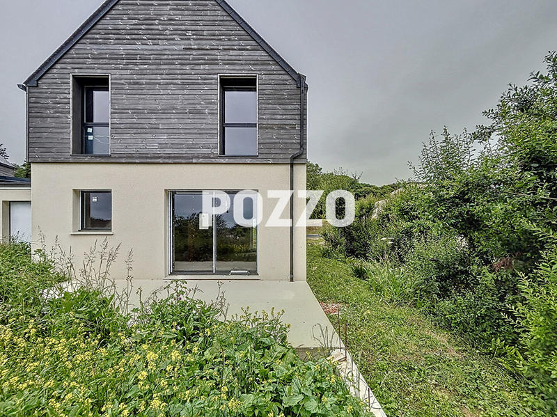 Maison - 90 m² - 4 pièces