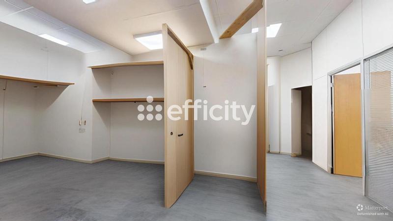 Bureau - 134 m²