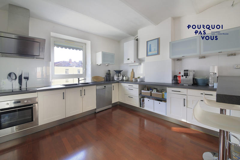 Appartement - 92 m² - 3 pièces