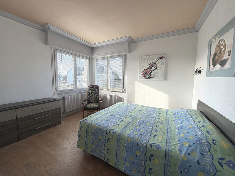 Maison - 201 m² - 8 pièces