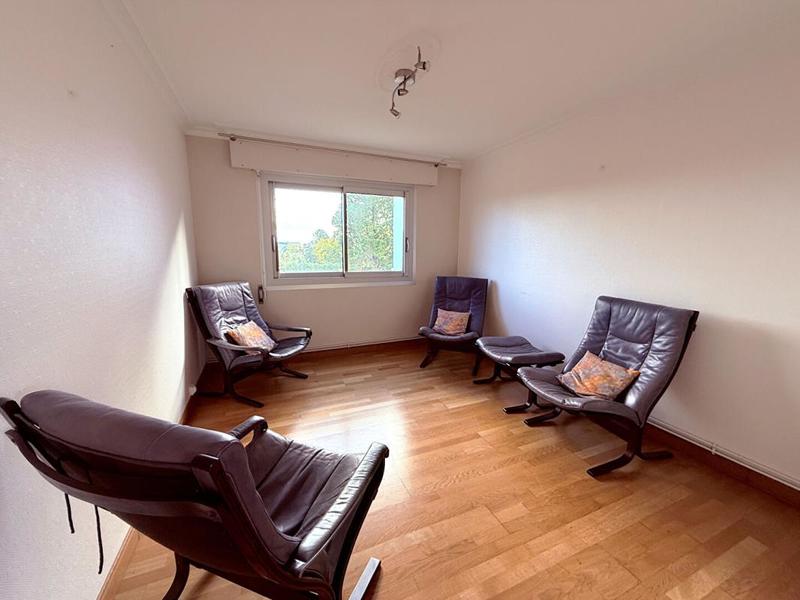 Appartement - 102 m² - 5 pièces