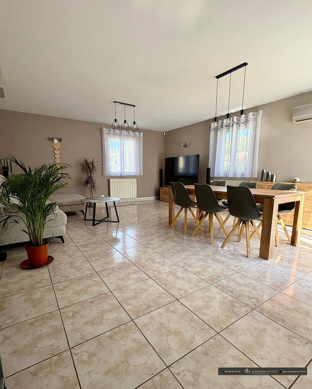 Villa - 100 m² - 4 pièces