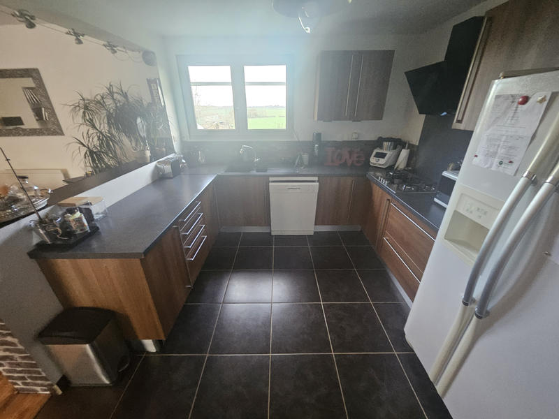 Maison - 90 m² - 5 pièces