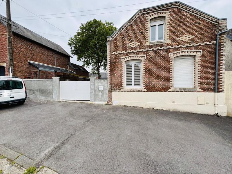 Maison - 120 m² - 4 pièces