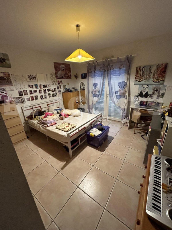 Villa - 250 m² - 8 pièces