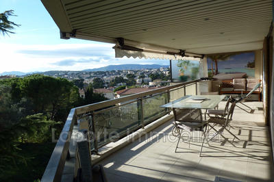 Appartement - 110 m² - 4 pièces