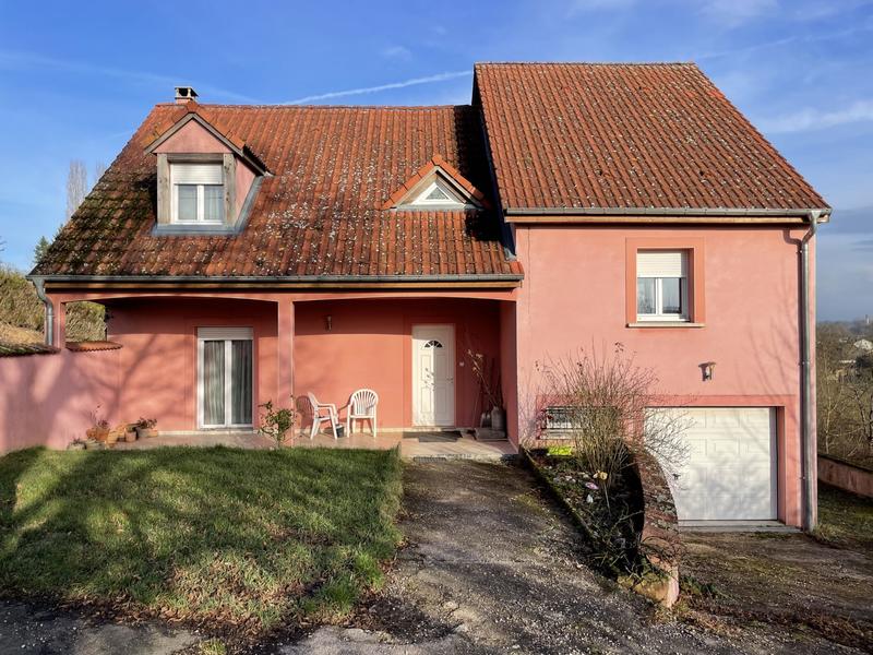 Maison - 140 m² - 6 pièces