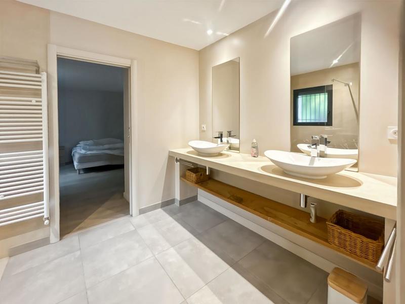 Maison - 145 m² - 4 pièces