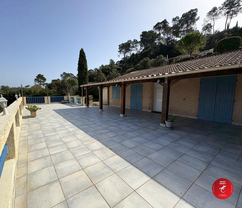 Villa - 160 m² - 6 pièces