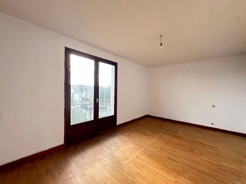 Maison - 200 m² - 6 pièces