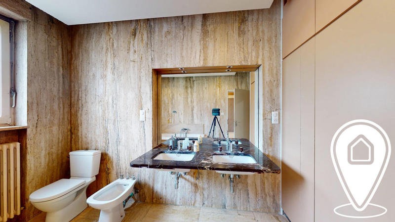 Maison - 346 m² - 11 pièces