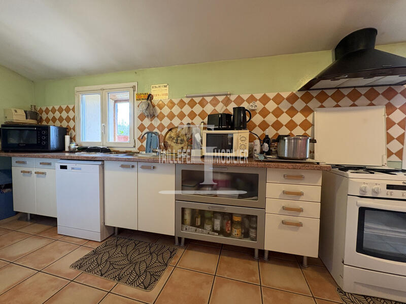 Maison ancienne - 220 m² - 6 pièces