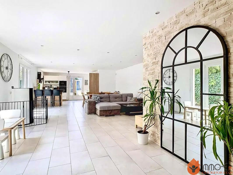 Maison - 150 m² - 6 pièces