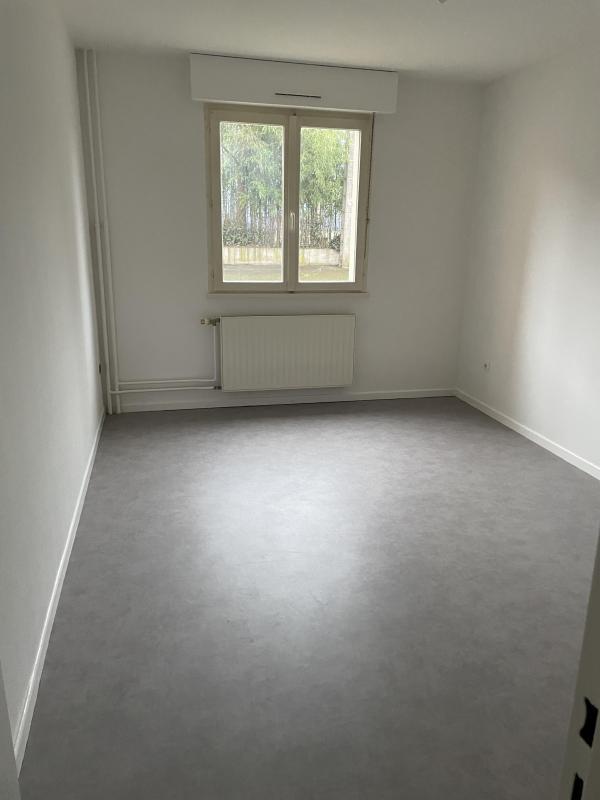 Appartement ancien - 65 m² - 3 pièces