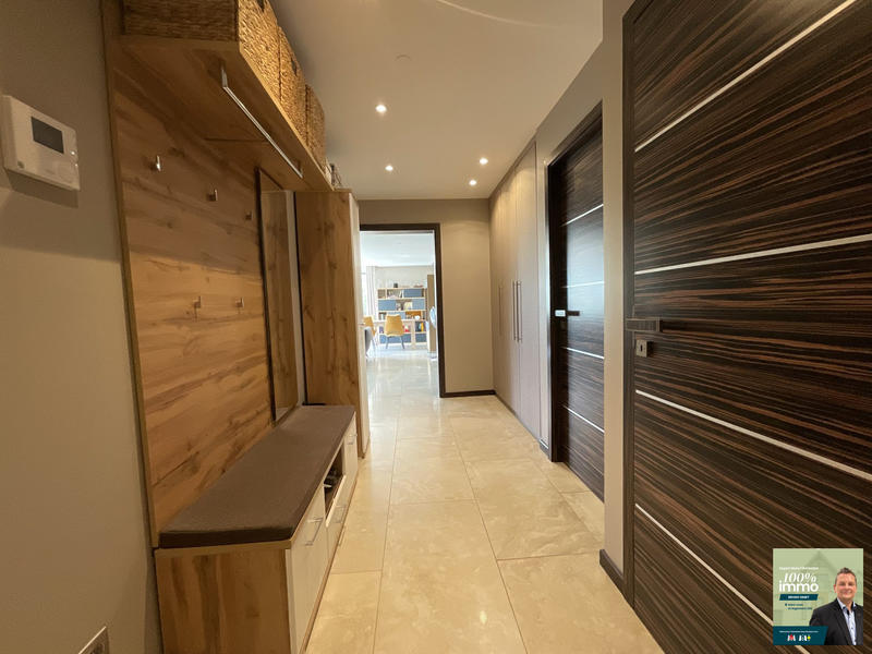 Appartement - 105 m² - 4 pièces