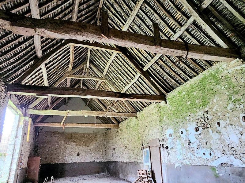 Grange - 140 m² - 1 pièce