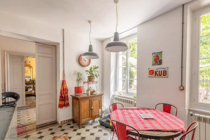Maison de maîtres - 452 m² - 11 pièces