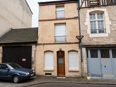 Maison ancienne - 95 m² - 5 pièces