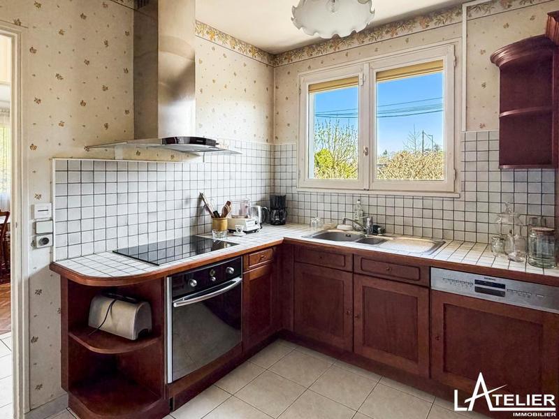 Maison - 98 m² - 5 pièces