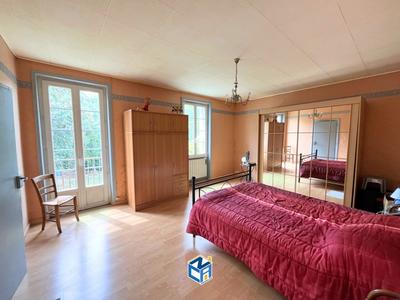 Maison ancienne - 143 m² - 6 pièces