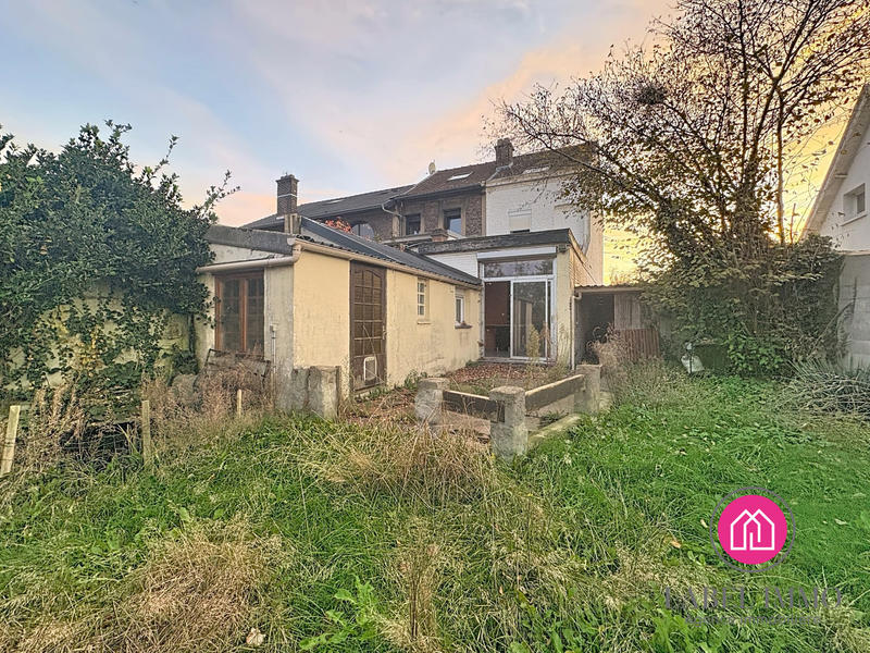 Maison - 111 m² - 6 pièces