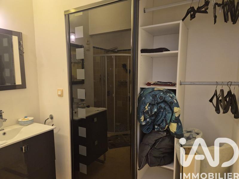 Studio - 30 m² - 1 pièce