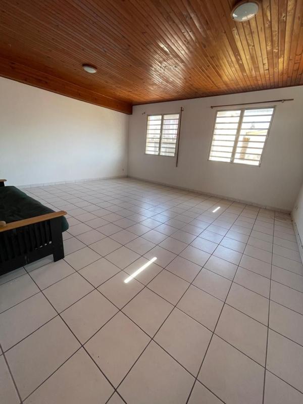 Appartement - 143 m² - 7 pièces