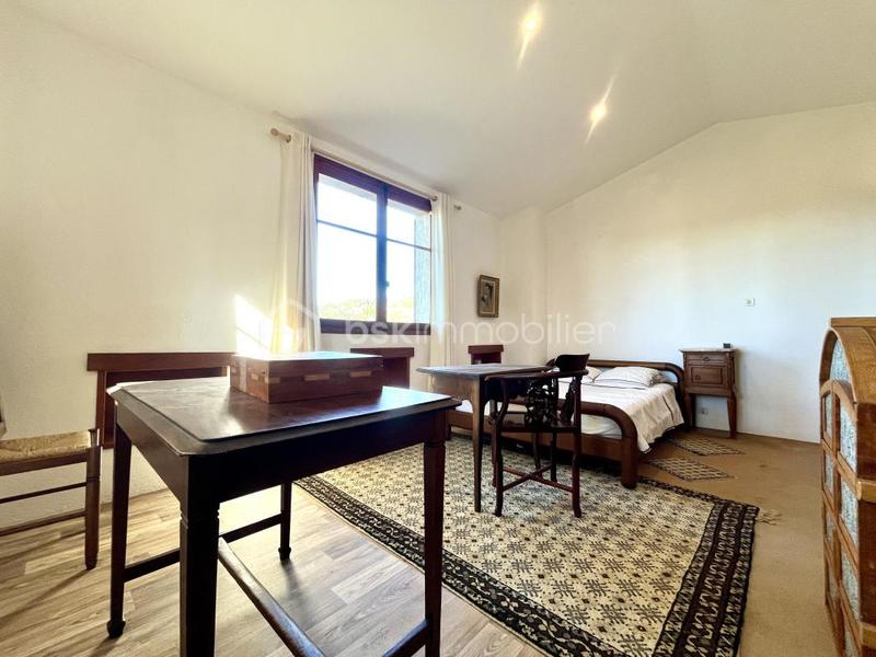 Maison traditionnelle - 85 m² - 3 pièces