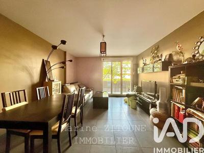 Appartement - 64 m² - 3 pièces